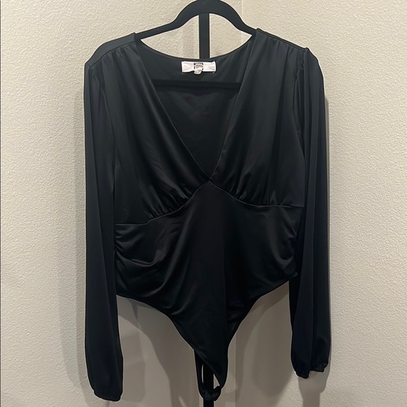 Madden Girl Black Ruched Fitted Bodysuit - Picture 1 of 3